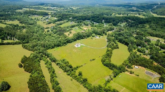 61 HILLSIDE LN, Afton, VA 22920