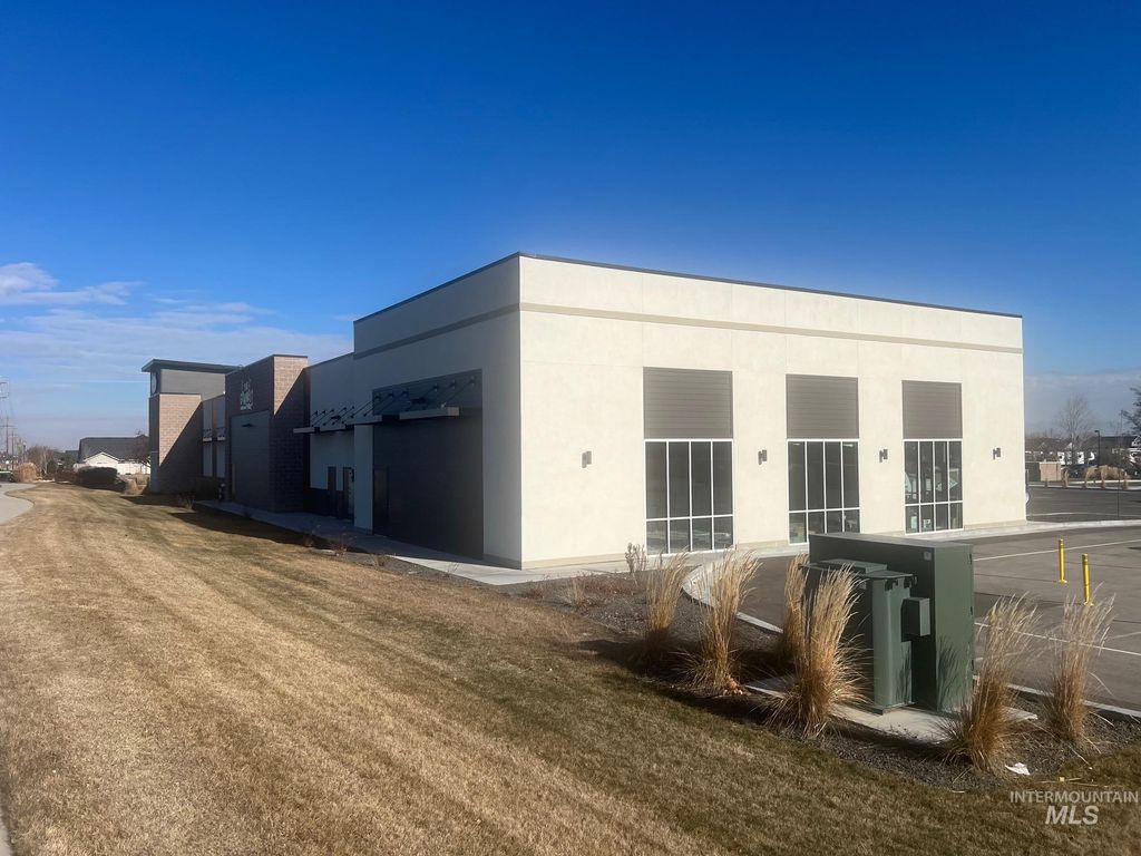 849 S Rising Sun Dr, Nampa, ID 83686 photo 2