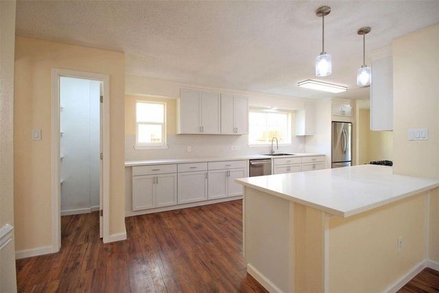 8011 Goldengrove Drive, Spring, TX 77379