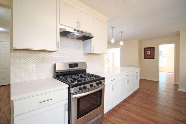 8011 Goldengrove Drive, Spring, TX 77379