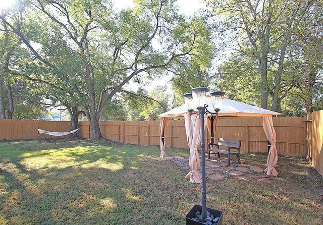 8011 Goldengrove Drive, Spring, TX 77379