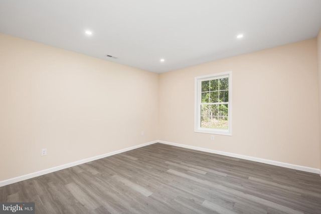 421 W MAIN ST, Fruitland, MD 21826