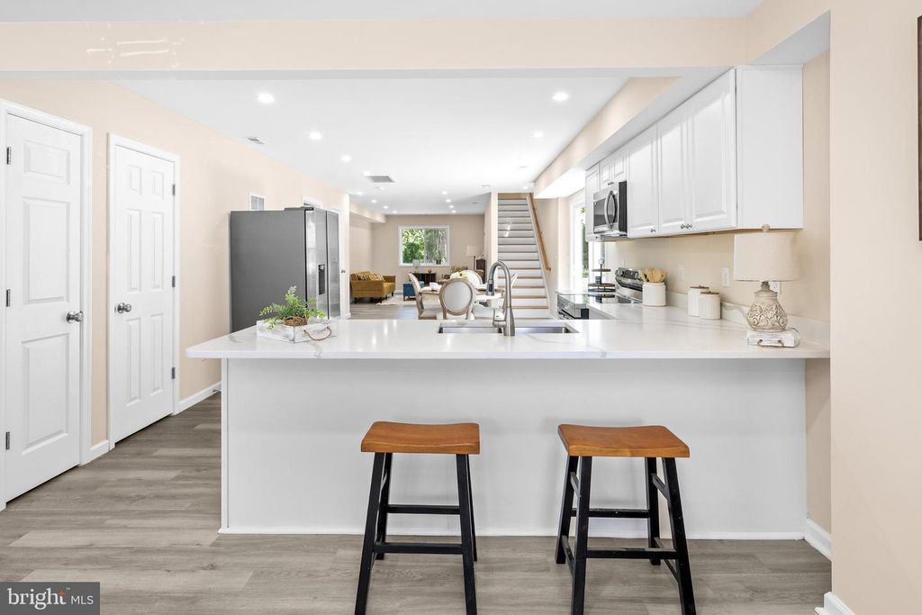 Image 19 of property listing at 421 W MAIN ST, Fruitland, MD 21826