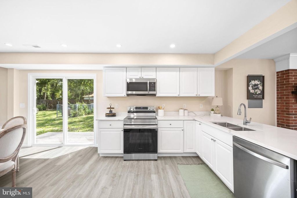 Image 22 of property listing at 421 W MAIN ST, Fruitland, MD 21826