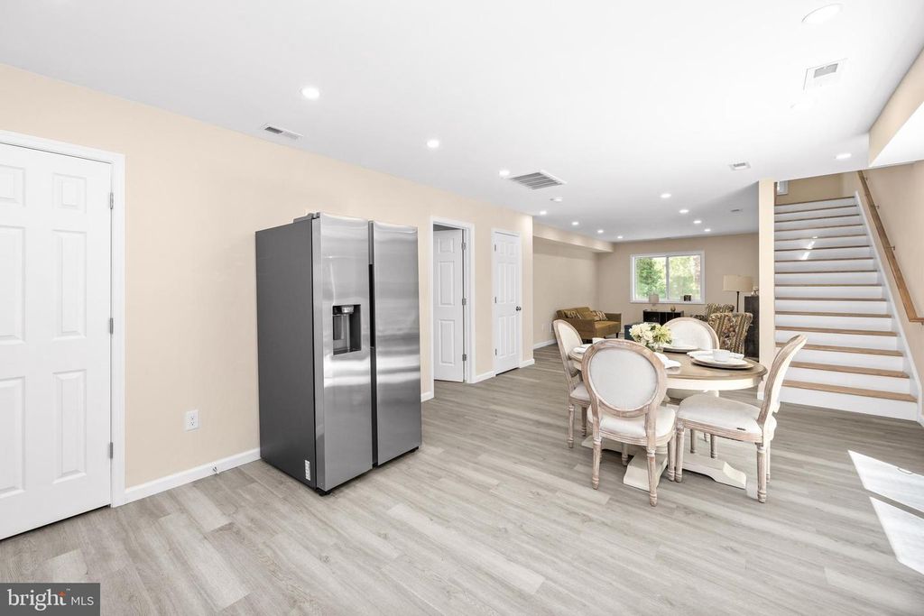 Image 24 of property listing at 421 W MAIN ST, Fruitland, MD 21826