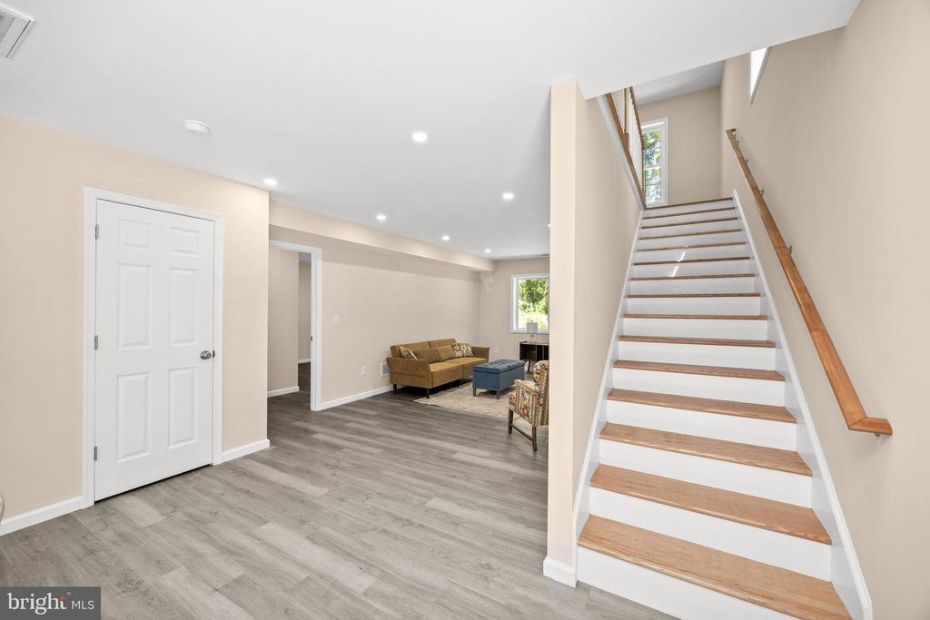 Image 28 of property listing at 421 W MAIN ST, Fruitland, MD 21826