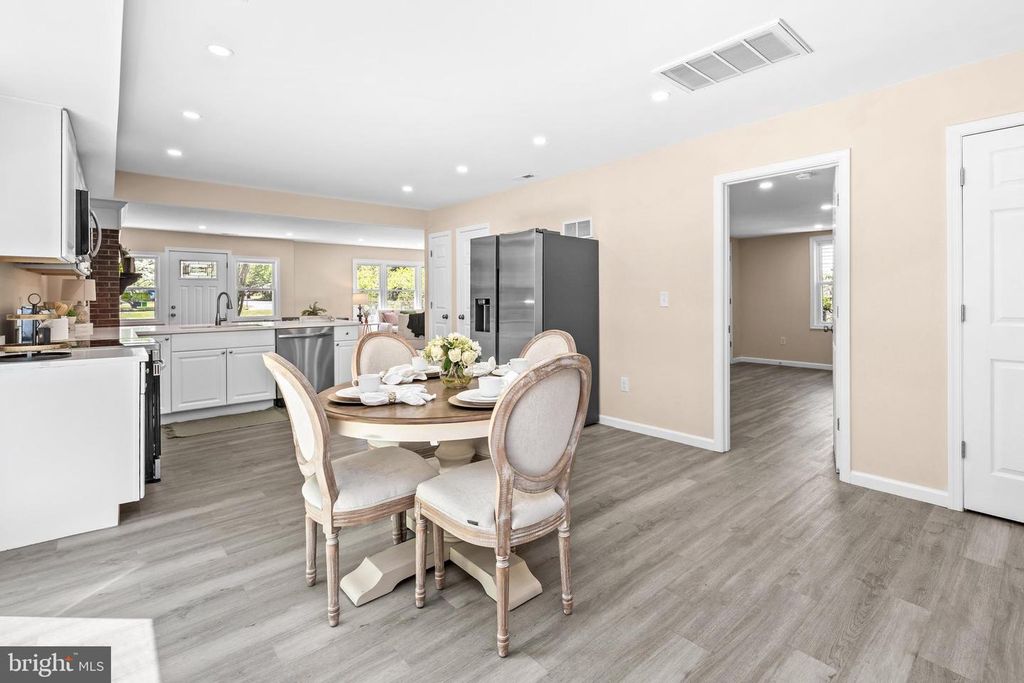 Image 31 of property listing at 421 W MAIN ST, Fruitland, MD 21826