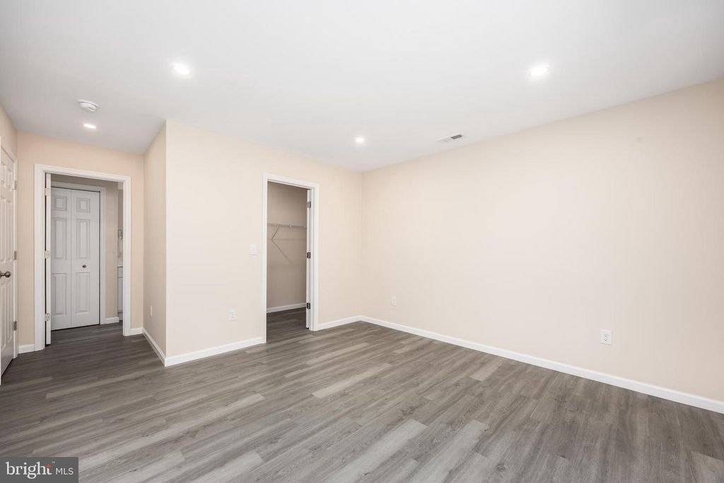 Image 40 of property listing at 421 W MAIN ST, Fruitland, MD 21826