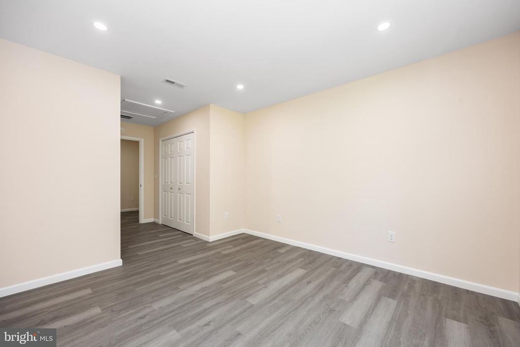 Image 59 of property listing at 421 W MAIN ST, Fruitland, MD 21826