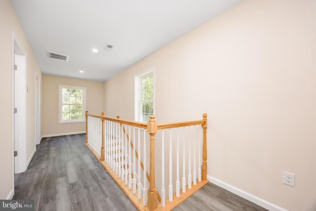 Image 60 of property listing at 421 W MAIN ST, Fruitland, MD 21826