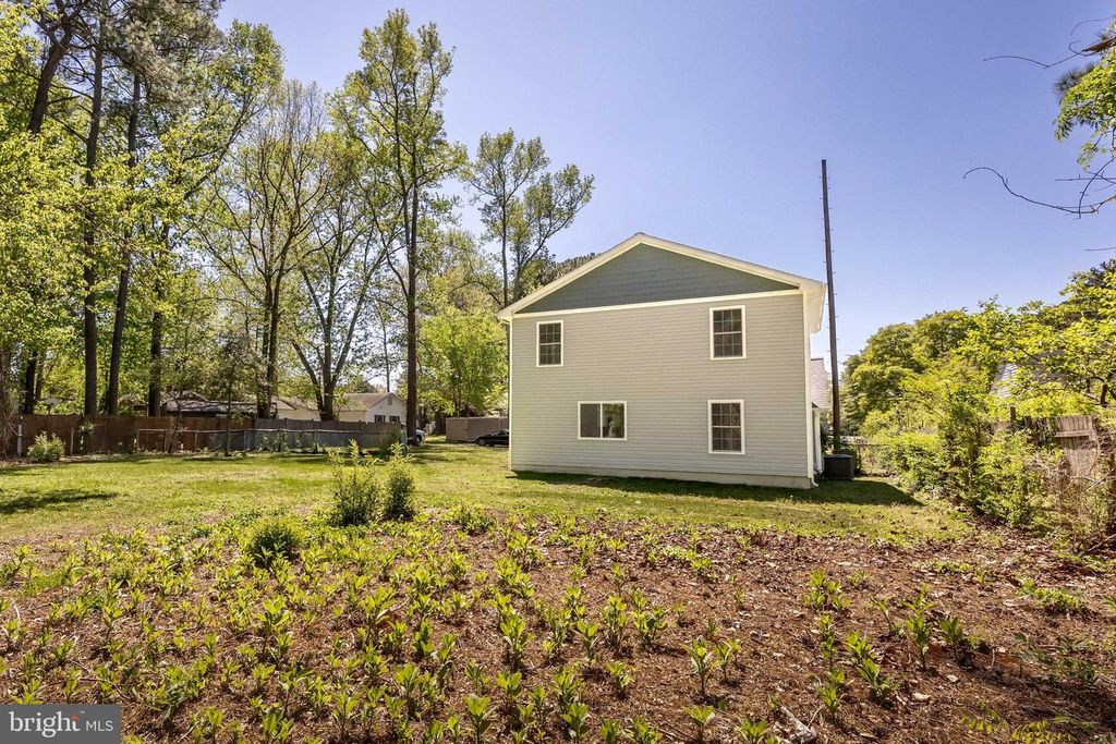 Image 67 of property listing at 421 W MAIN ST, Fruitland, MD 21826