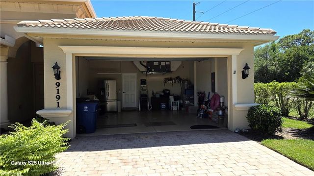 9191 Spanish Moss WAY, Bonita Springs, FL 34135