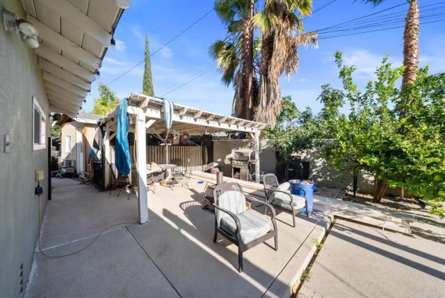 2951 Mockingbird Lane, Hemet, CA 92544