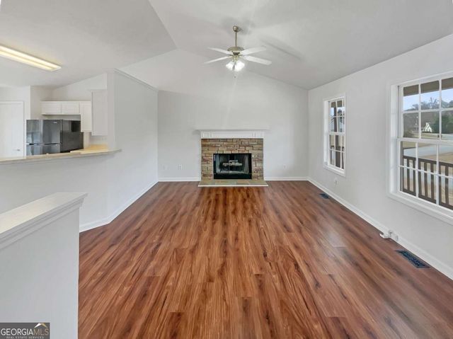 31 Majesty Drive, Rockmart, GA 30153