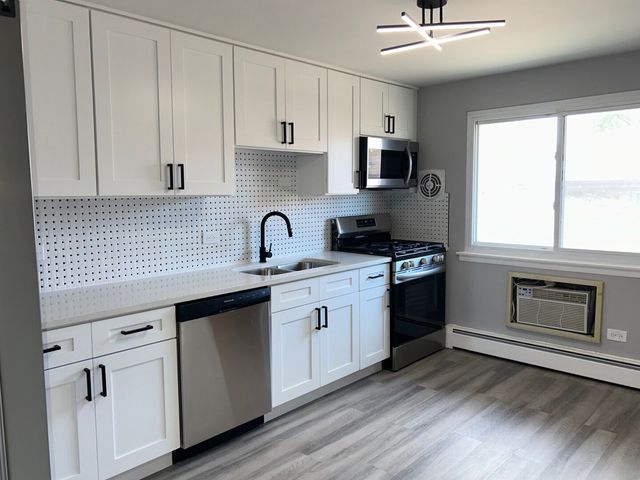 14633 Keystone Avenue 3H, Midlothian, IL 60445