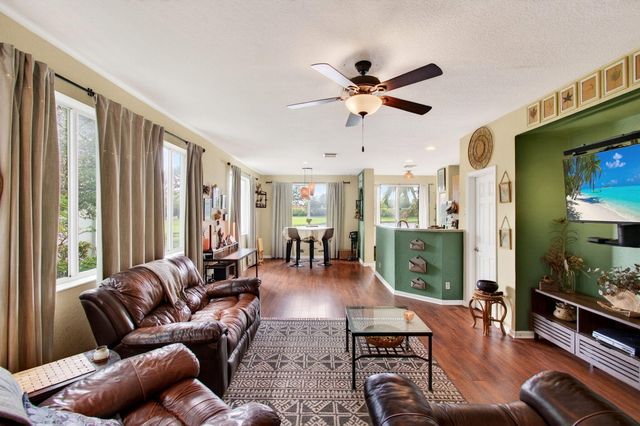 3167 Laurel Ridge Circle, Riviera Beach, FL 33404