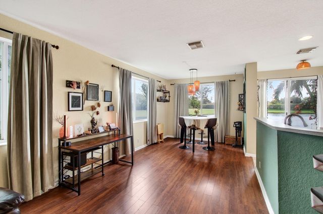 3167 Laurel Ridge Circle, Riviera Beach, FL 33404