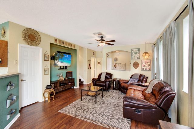 3167 Laurel Ridge Circle, Riviera Beach, FL 33404