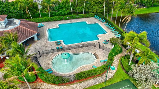 3167 Laurel Ridge Circle, Riviera Beach, FL 33404