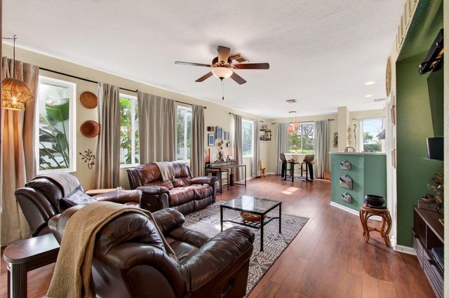 3167 Laurel Ridge Circle, Riviera Beach, FL 33404