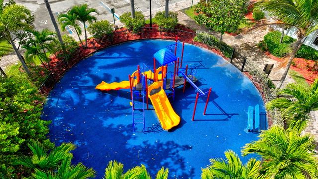 3167 Laurel Ridge Circle, Riviera Beach, FL 33404