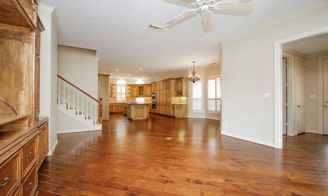 8 Epernay Place, Jersey Village, TX 77040