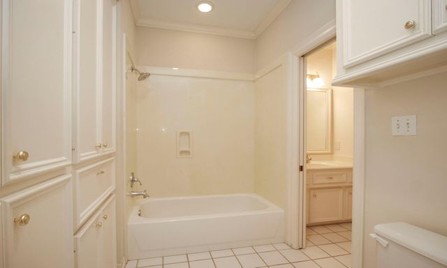 8 Epernay Place, Jersey Village, TX 77040