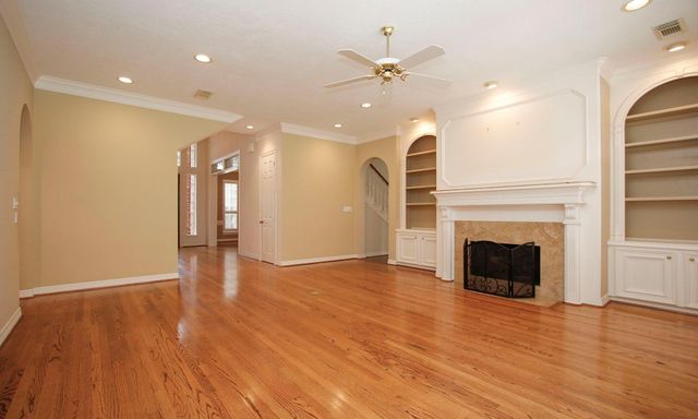 8 Epernay Place, Jersey Village, TX 77040