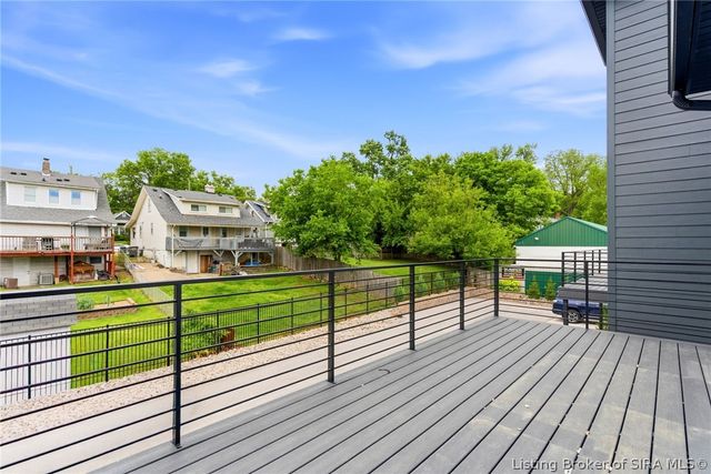 110 Howard Lane, Jeffersonville, IN 47130