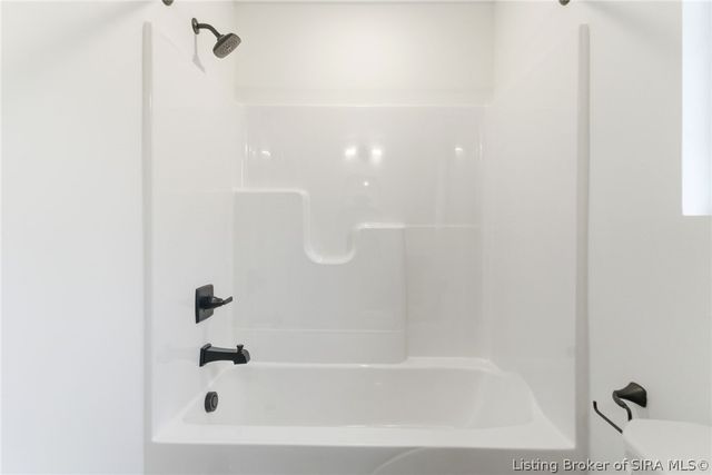 110 Howard Lane, Jeffersonville, IN 47130