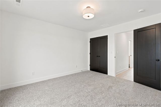 110 Howard Lane, Jeffersonville, IN 47130