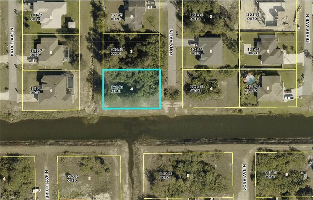 801 Zona AVE N, LEHIGH ACRES, FL 33971 — photo 2