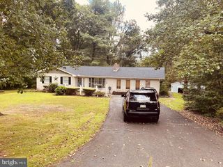 1254 W BROAD ST, Williamstown, PA 17098