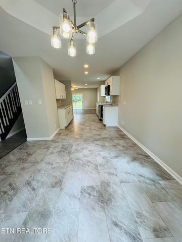 9301 Hondo Drive, Crossville, TN 38572