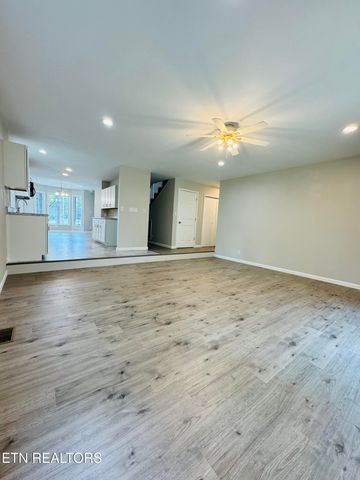 9301 Hondo Drive, Crossville, TN 38572