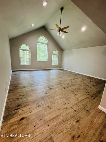 9301 Hondo Drive, Crossville, TN 38572