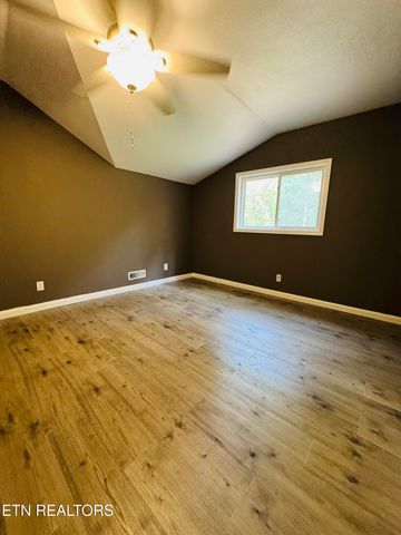 9301 Hondo Drive, Crossville, TN 38572