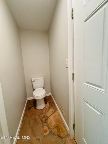 9301 Hondo Drive, Crossville, TN 38572