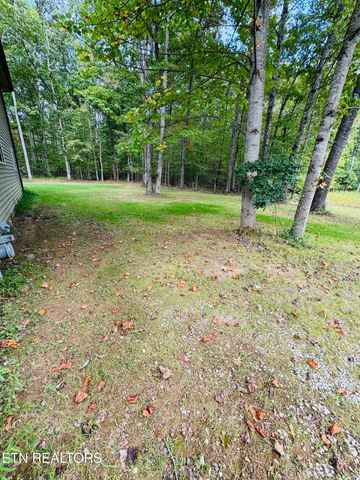 9301 Hondo Drive, Crossville, TN 38572