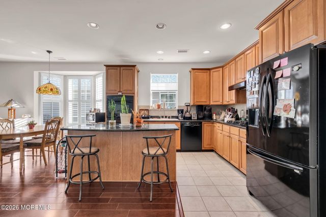 19 Turnbridge Court, Jackson, NJ 08527