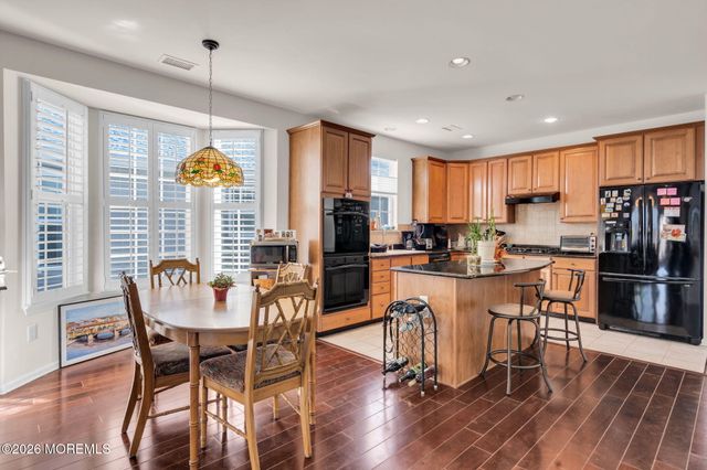 19 Turnbridge Court, Jackson, NJ 08527