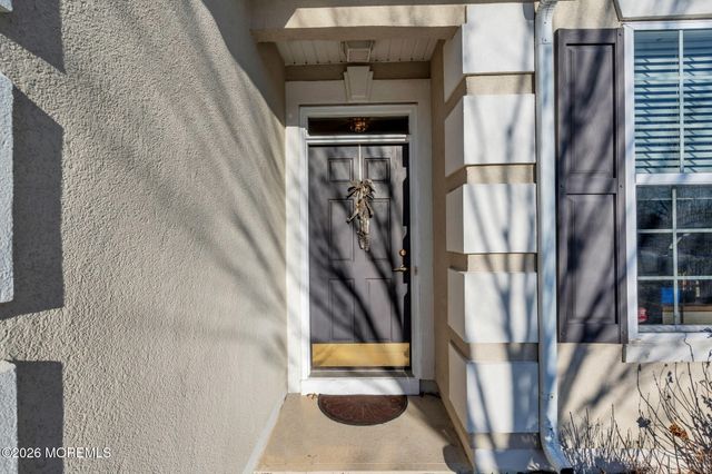 19 Turnbridge Court, Jackson, NJ 08527