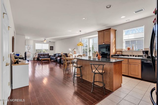 19 Turnbridge Court, Jackson, NJ 08527