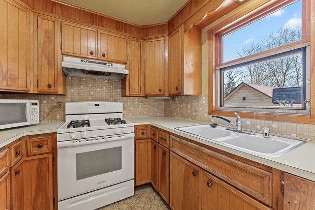 315 S Pine Street, Reedsburg, WI 53959