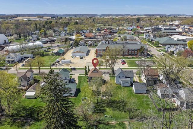 315 S Pine Street, Reedsburg, WI 53959