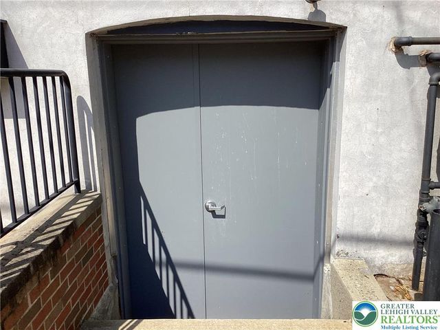 145 South 11Th Street B & C, Easton, PA 18042