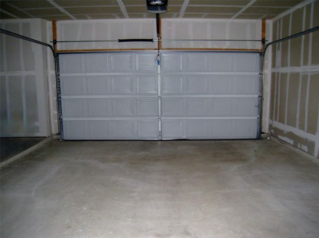 288 Caddo BND, Kyle, TX 78640