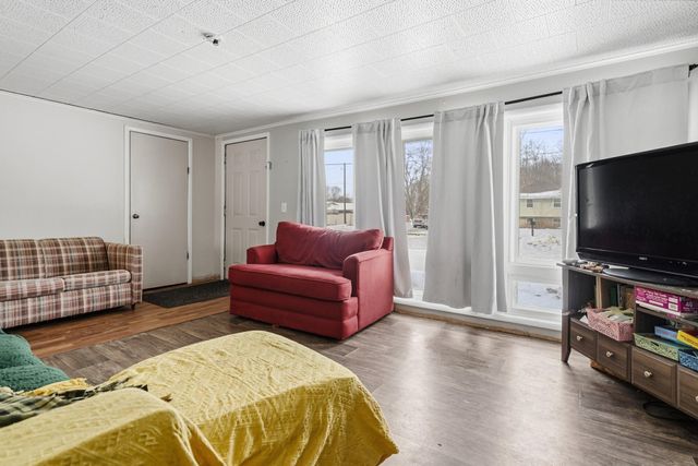 4613 W AB Avenue, Plainwell, MI 49080