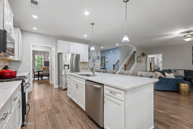 18683 Mila Marie Dr, Louisville, KY 40245
