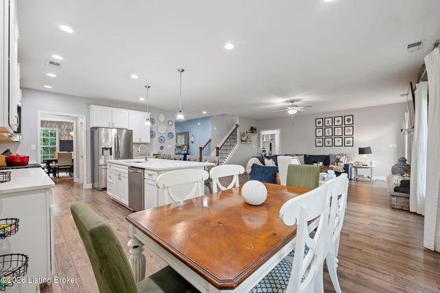 18683 Mila Marie Dr, Louisville, KY 40245
